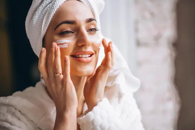 Kit Facial Vitamina C Blanqueador – Piel Más Clara, Lisa y Sin Manchas en Días ✨